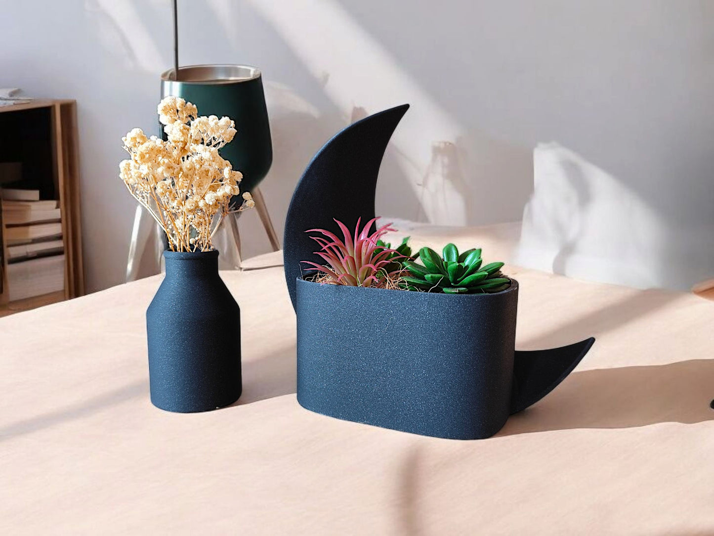 Blumentopf mit Vase "Crescent"