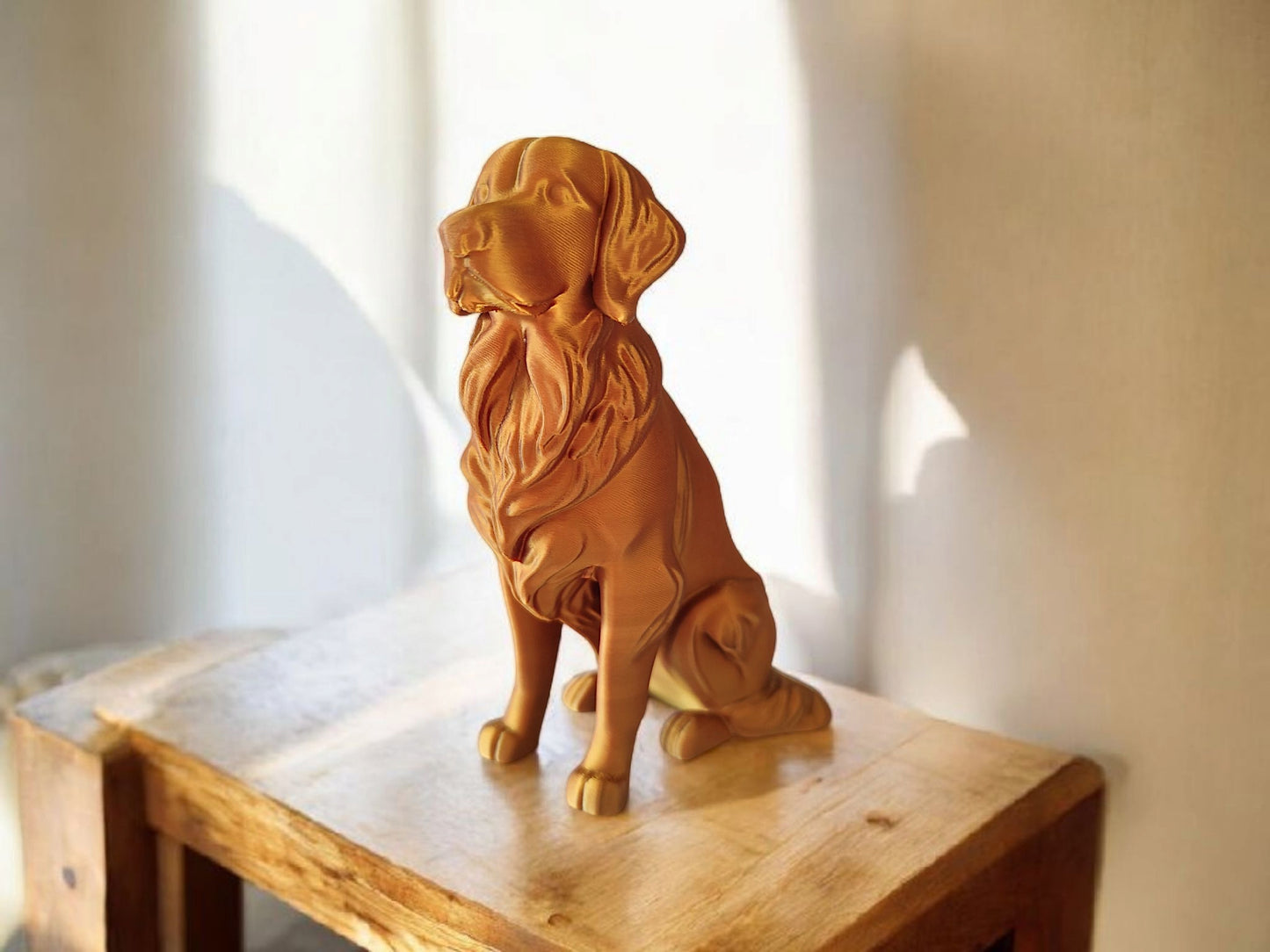 Minimalistische Hundefigur „Golden Retriever“ – Skulptur