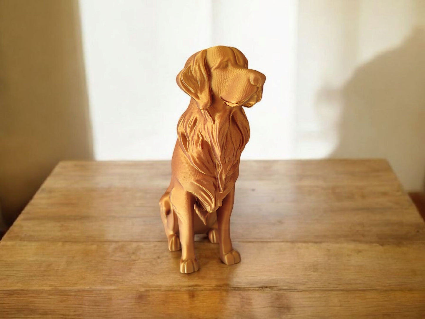 Minimalistische Hundefigur „Golden Retriever“ – Skulptur