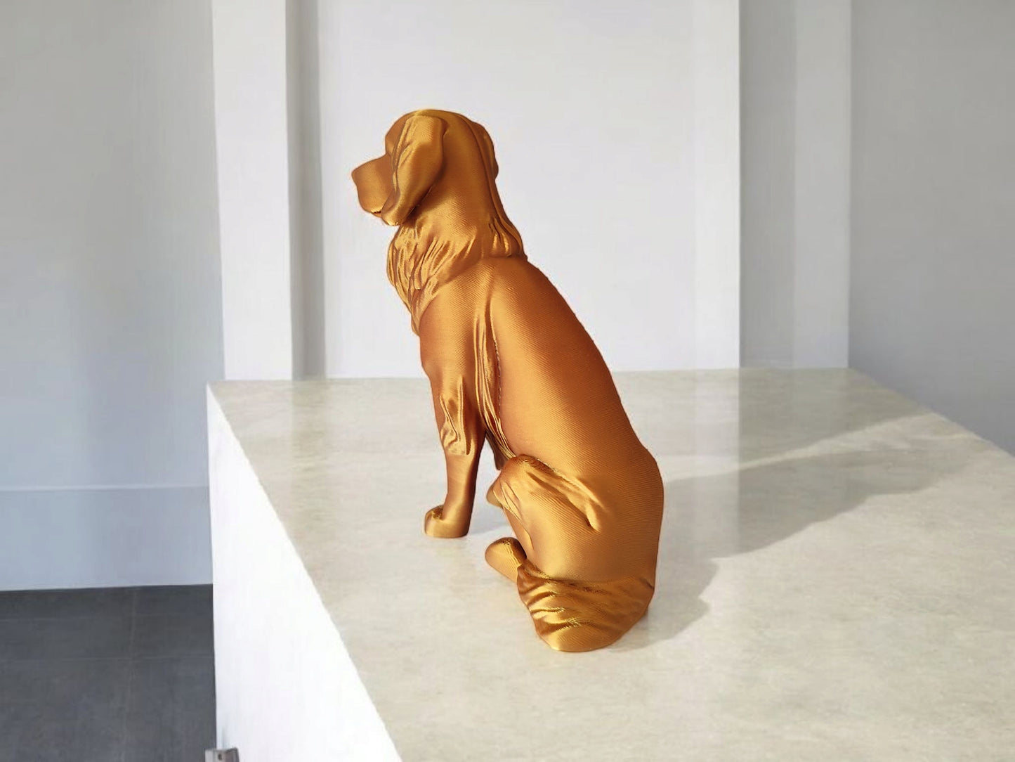 Minimalistische Hundefigur „Golden Retriever“ – Skulptur