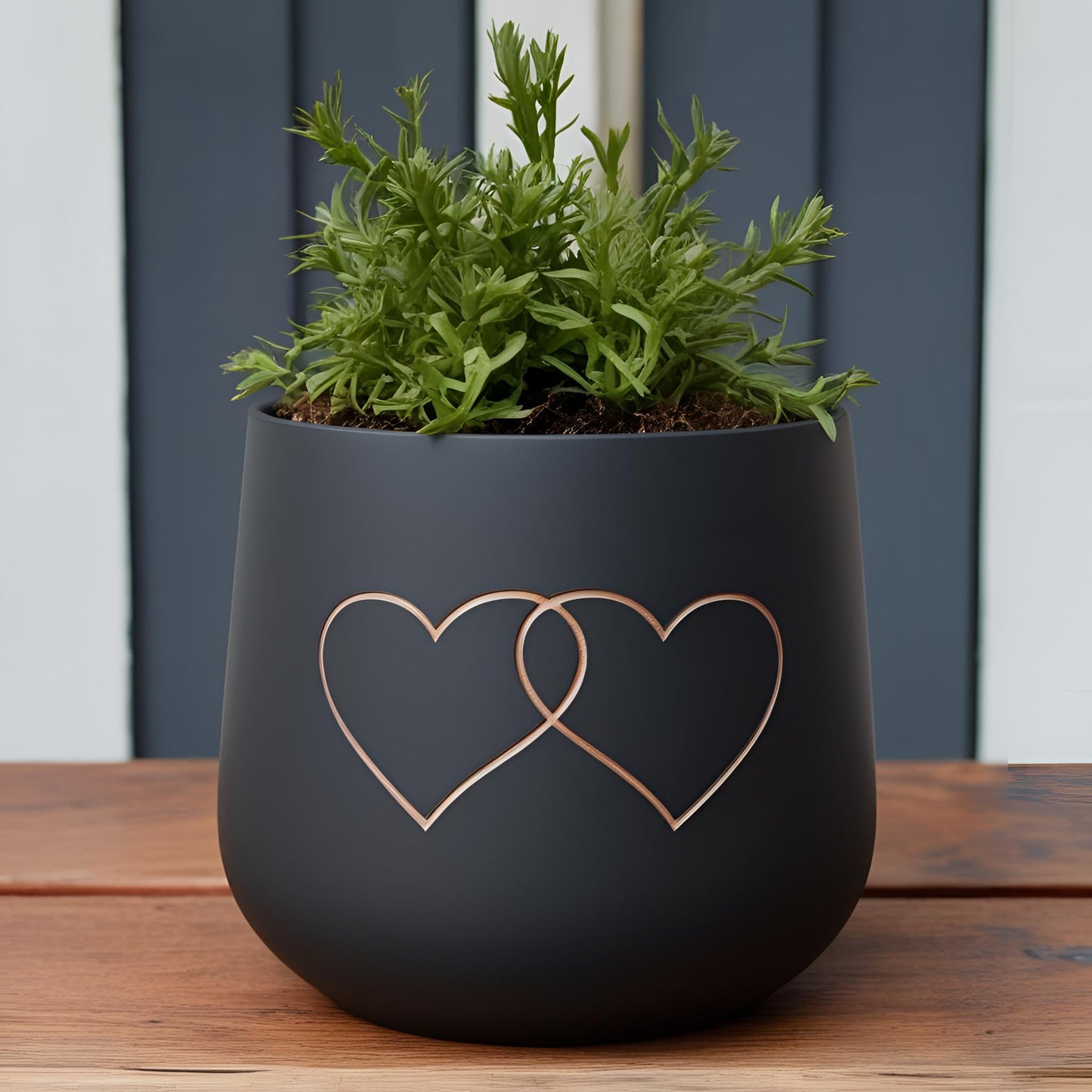 Moderner Übertopf „Two Hearts“