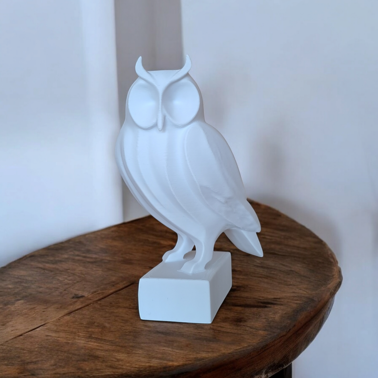 Minimalistische Eulen Figur „The Owl“ – Skulptur
