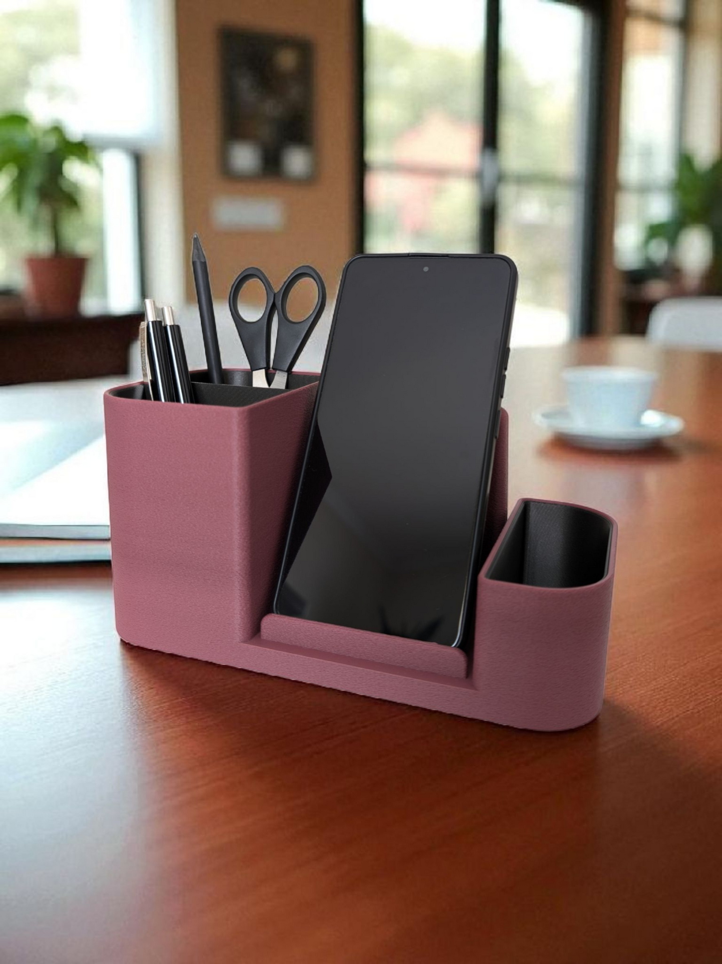 Premium Desk Hub – Stil trifft Funktion am Arbeitsplatz