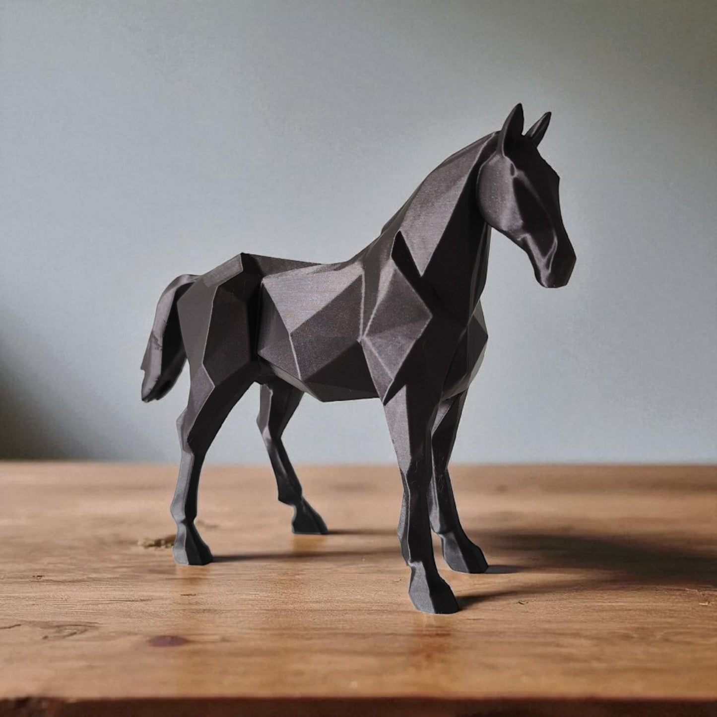 Pferde Figur „The Stallion“ – Skulptur