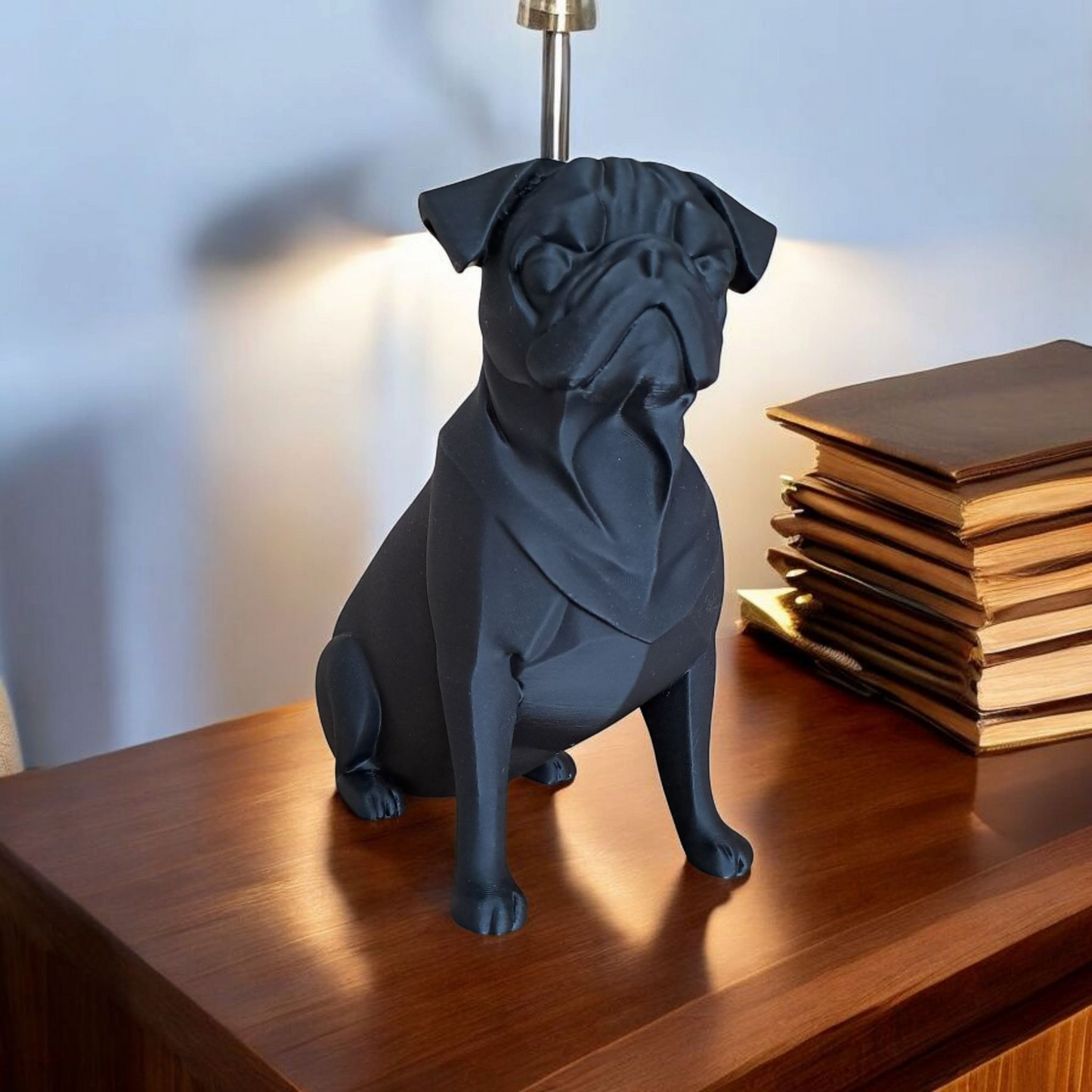 Hunde Figur „The Pug“ – Skulptur
