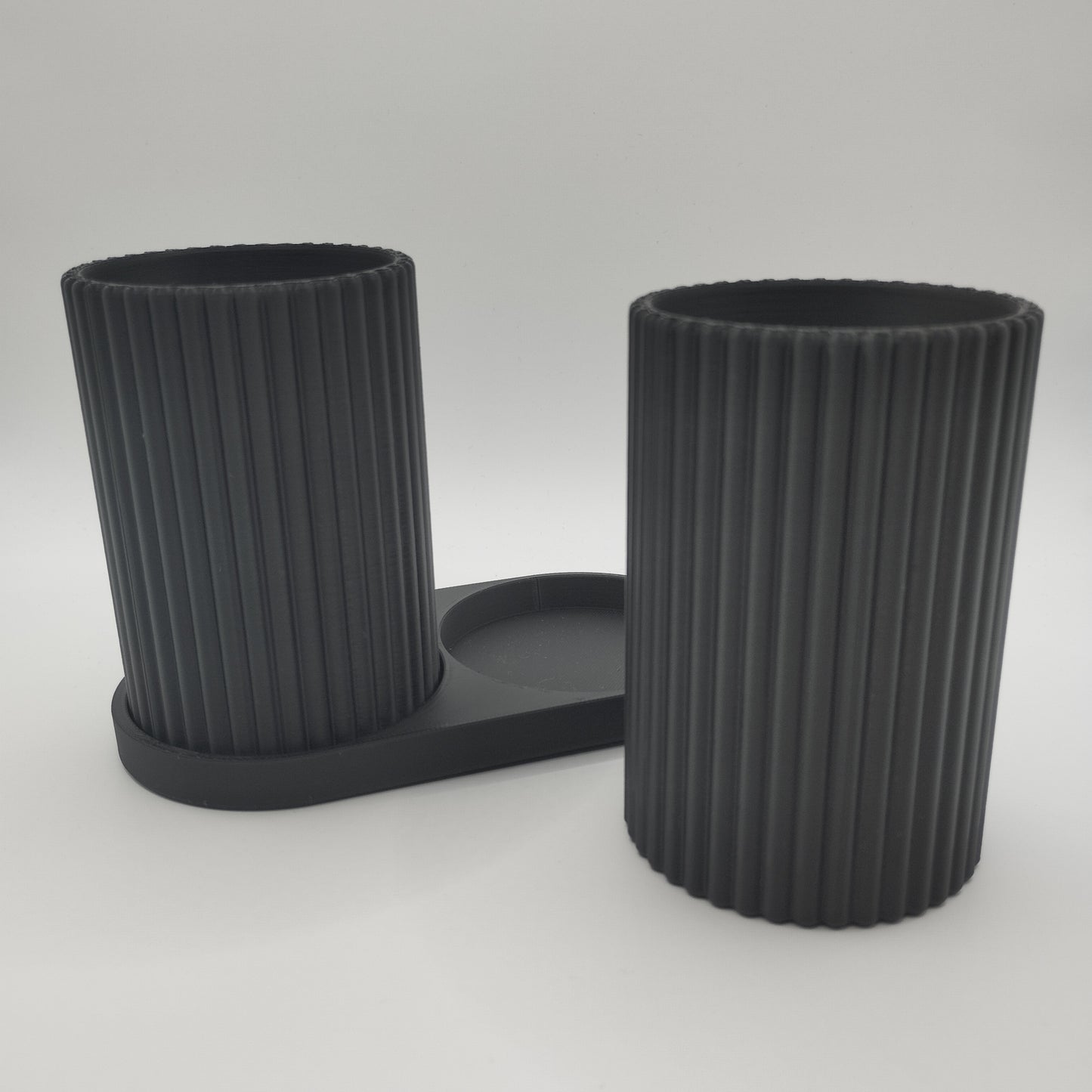 Gerippter Doppel Zahnbürstenhalter Set – Ordnung trifft Design