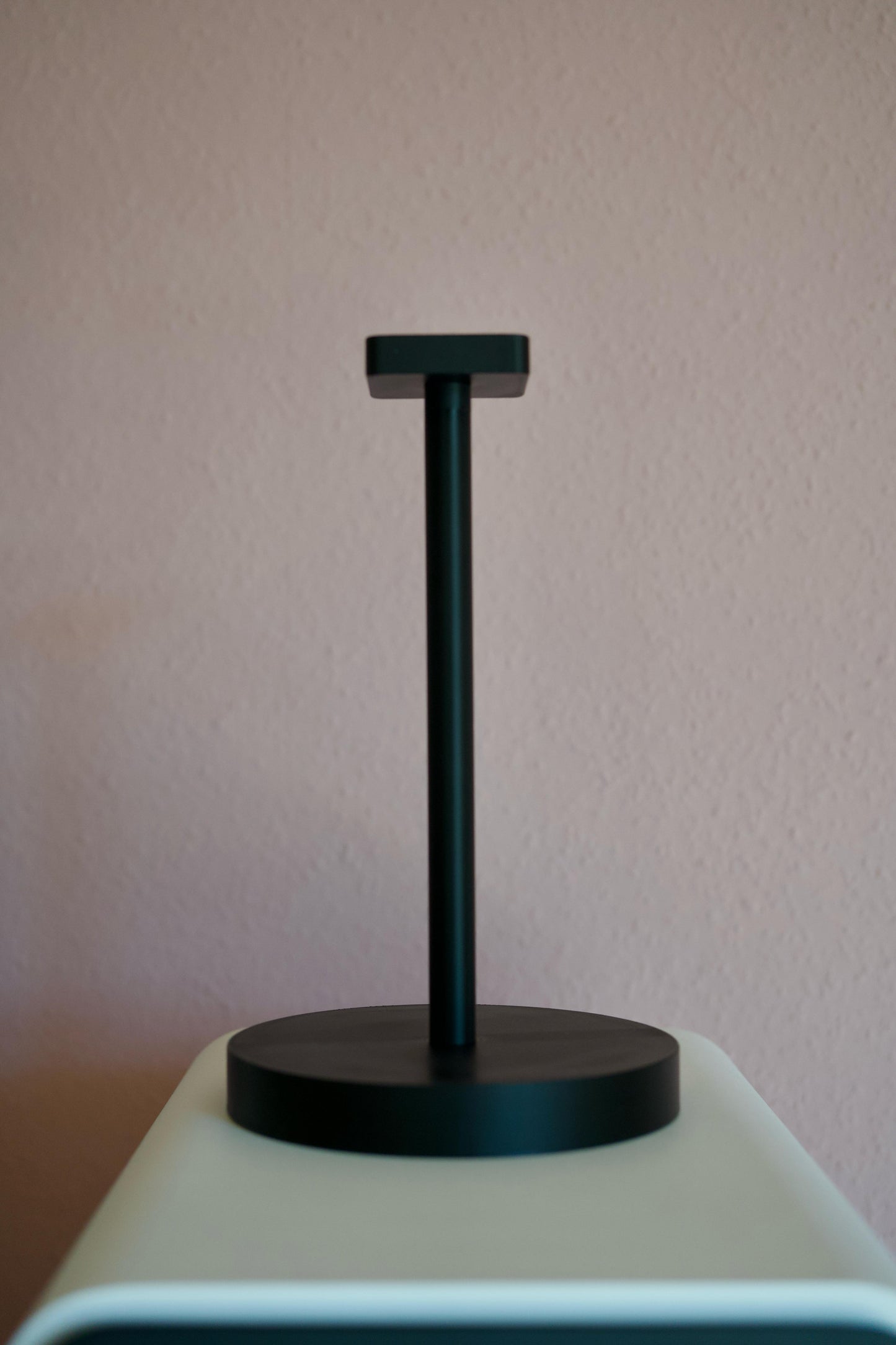 Minimalistischer Kopfhörerständer