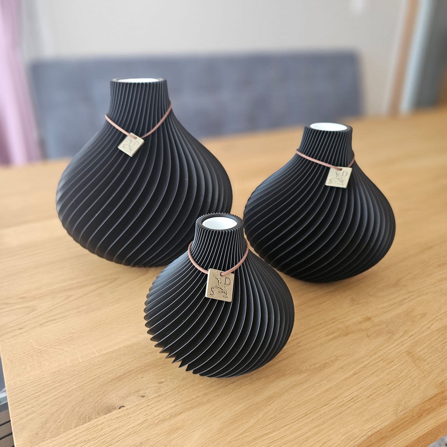 The Lisa Vase – Eleganz in geschwungenem Design