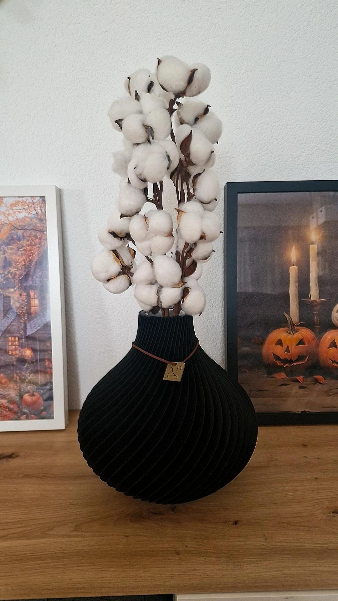 The Lisa Vase – Eleganz in geschwungenem Design