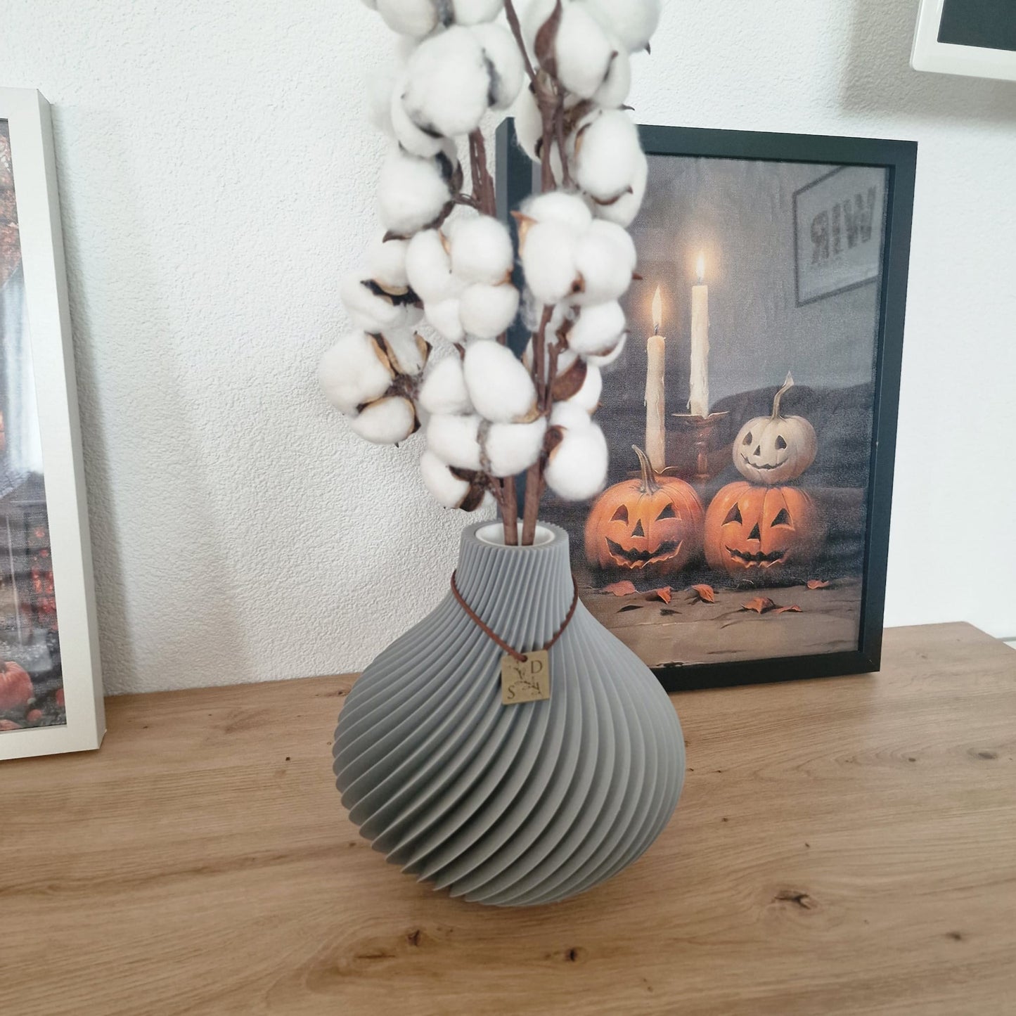 The Lisa Vase – Eleganz in geschwungenem Design