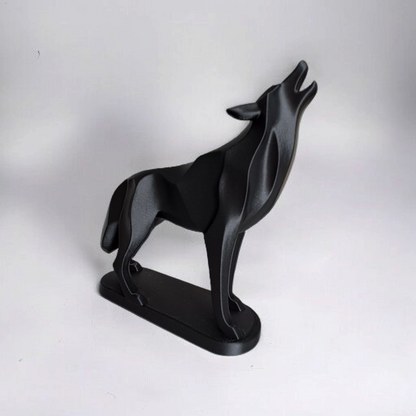 Minimalistische Wolfsfigur „Standing“  – Skulptur