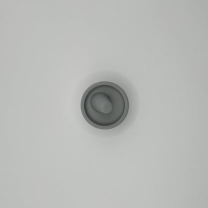 Minimalistischer Ringhalter