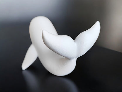 Minimalistische Wal Figur „The Whale“   – Skulptur