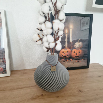 The Lisa Vase – Eleganz in geschwungenem Design