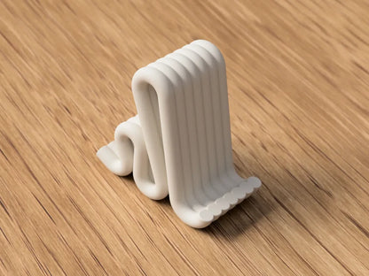 Minimalistischer Telefonständer – modernes Flow-Design für jeden Schreibtisch